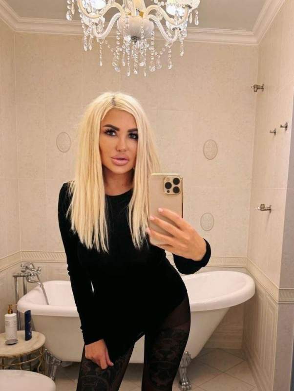 Арина 3 дня в НВ, 28 лет