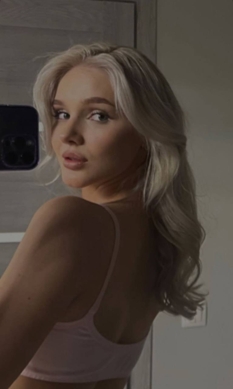 Мила @MilayaMilla777, фото с сайта sexxxynv.com