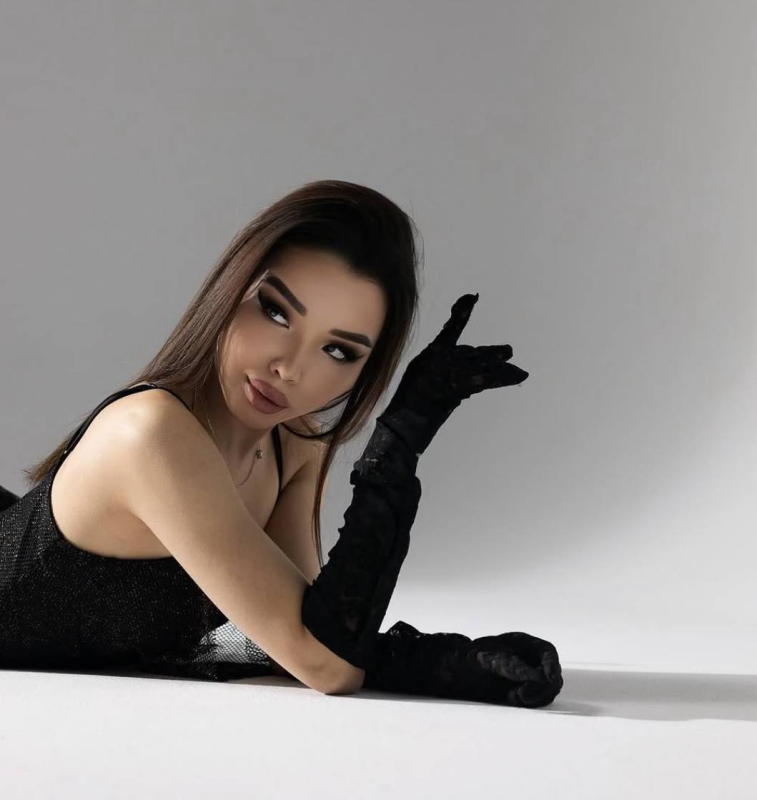 Проститутка Алтана (23 лет, Нижневартовск)